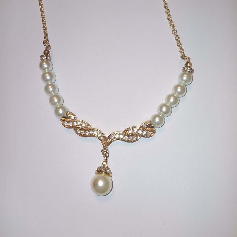 Vintage Y shaped Monet necklace gold tone faux pearl crystal accents bridal prom